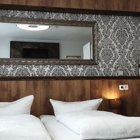 Hotel Am Rossberg Алтенар Екстериор снимка