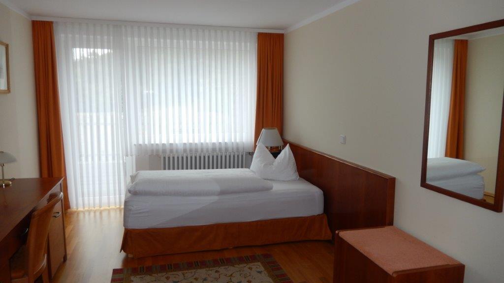 Hotel Am Rossberg Алтенар Екстериор снимка