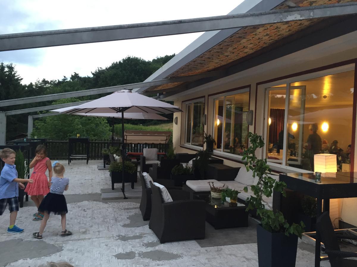 Hotel Am Rossberg Алтенар Екстериор снимка