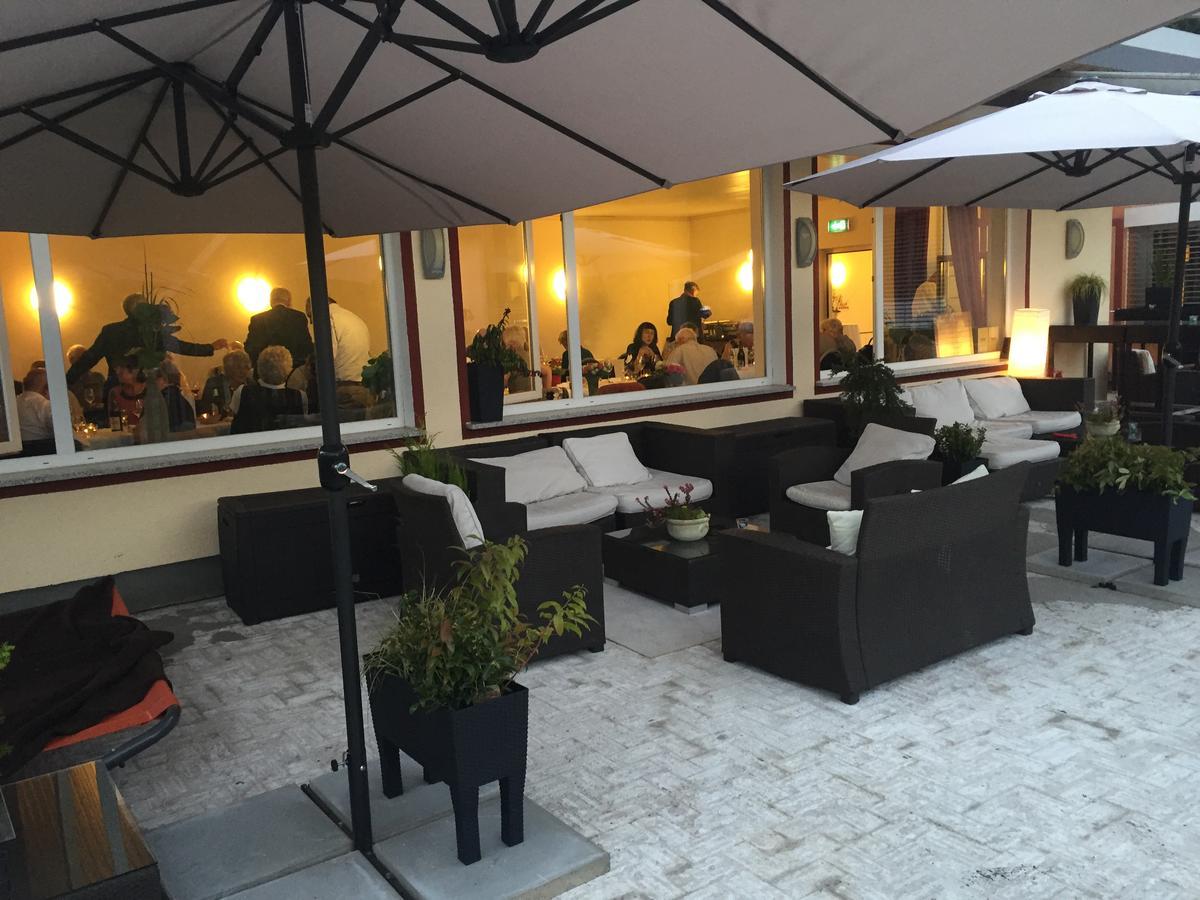 Hotel Am Rossberg Алтенар Екстериор снимка